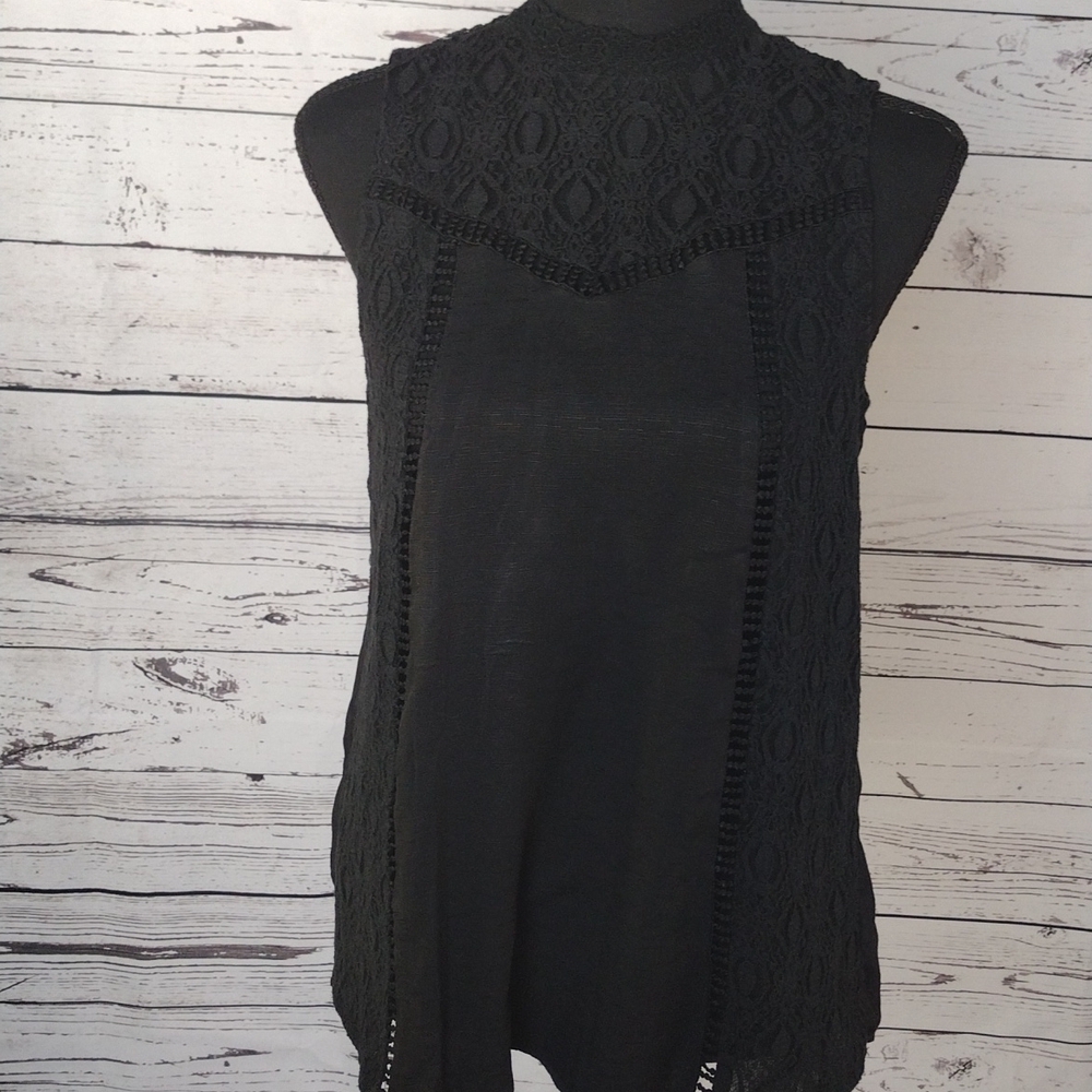 Doe & Rae Black Lace & Linen- Like Sleeveless Blouse sz. S #485 - Picture 2 of 9